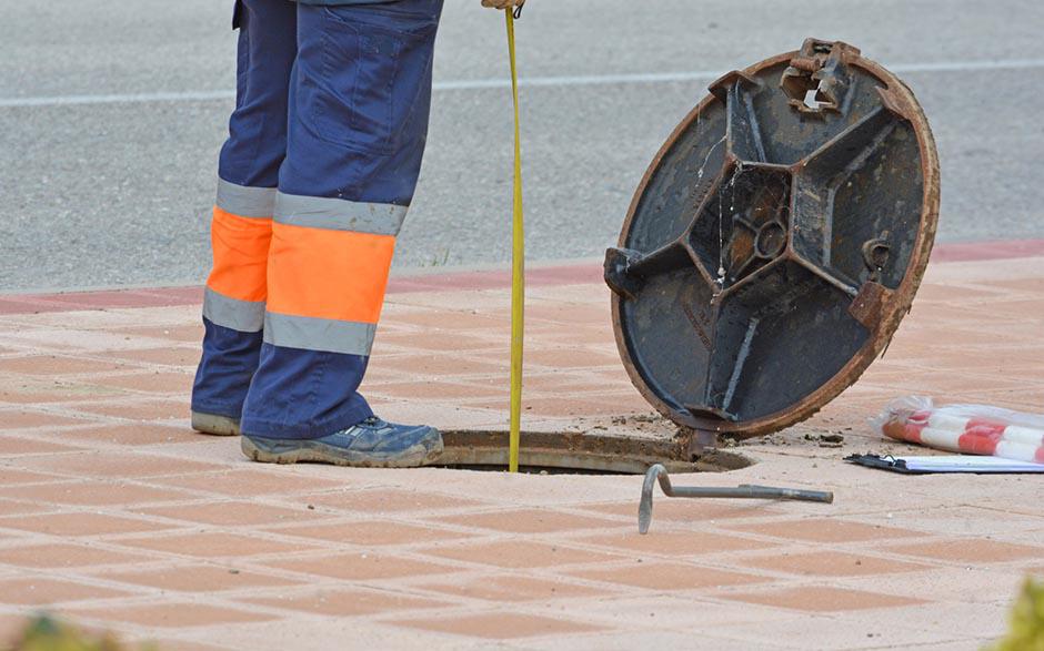 comment déboucher un lavabo Villecresnes